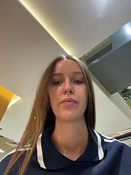 ElliRose live sex cam