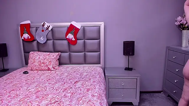 HellennSweet live sex cam