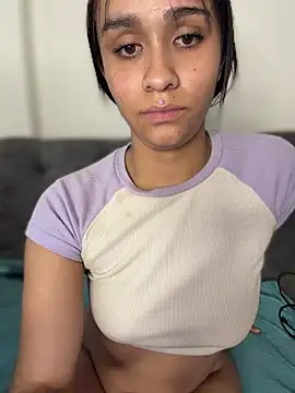 Isabella-Teen's cam snapshot