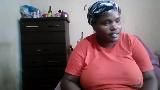 sexybigboobz's cam snapshot