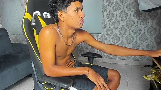 Boy_savoy live sex cam