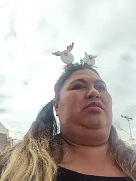 curvy_diva_'s cam snapshot