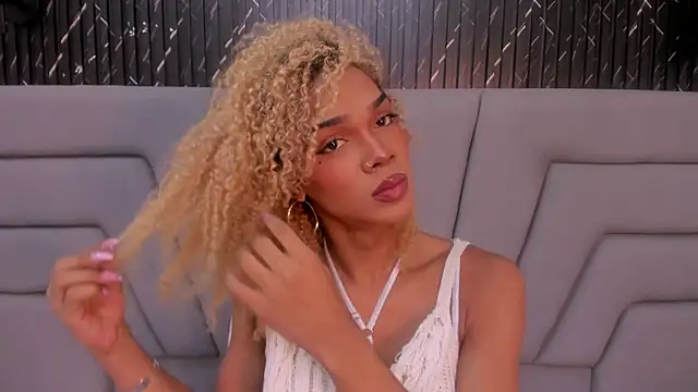 NaomiSteward live sex cam