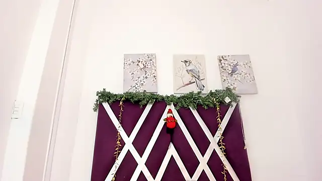 _miaquevedo_'s cam snapshot