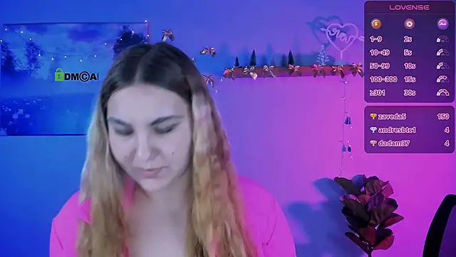 dina_bloom_'s cam snapshot