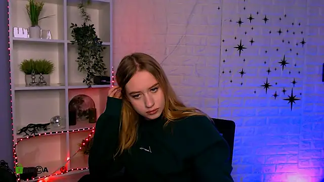 molly_lesser's cam snapshot