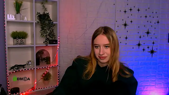 molly_lesser's cam snapshot