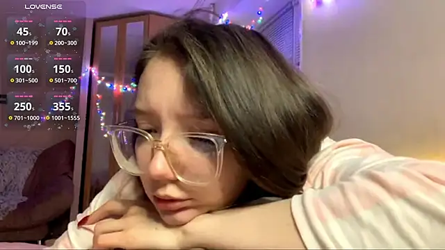 CletaMaciejewski's cam snapshot