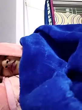 Deborbhavi222 live sex cam