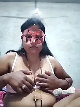 Curvy_Chaaya's cam snapshot