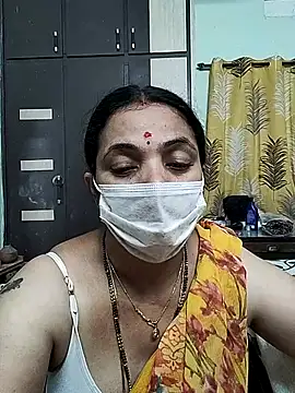 bhavyasri_55's cam snapshot