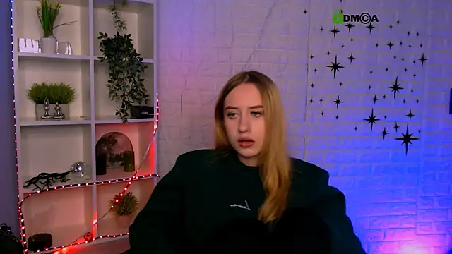 molly_lesser's cam snapshot