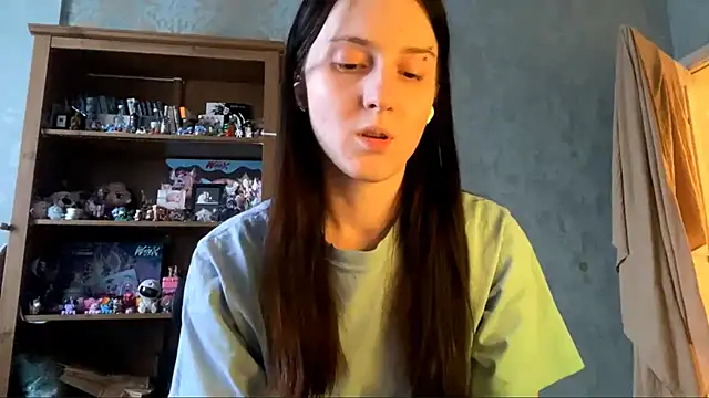 CyberAIice's cam snapshot