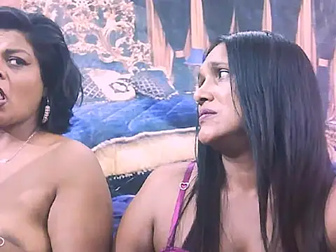 IndianSexyLady4u live sex cam