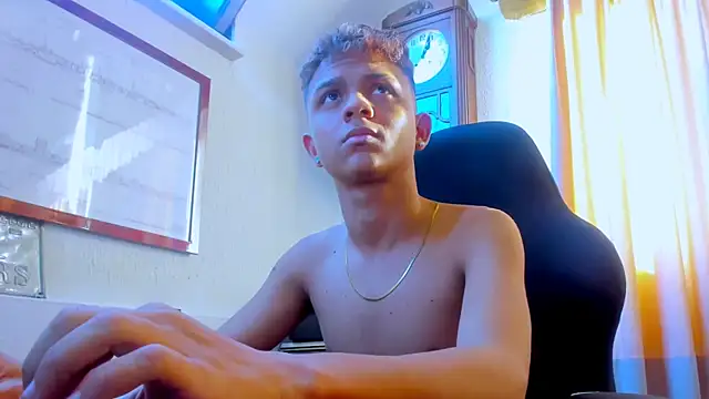 Carlos_foxx live sex cam