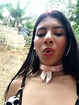 chaparritahot99 live sex cam