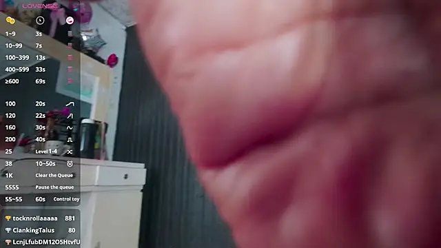 niki_la_rose_2_0's cam snapshot