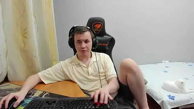 iliaskrislove live sex cam