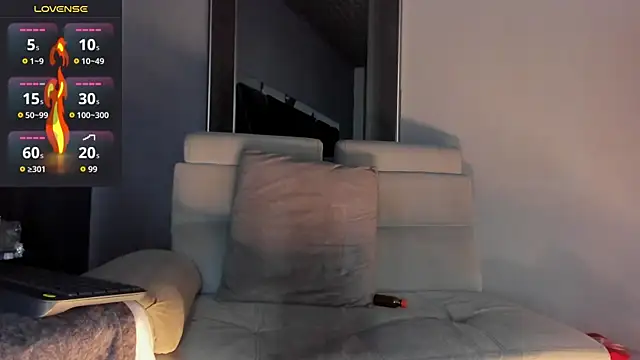 MarkWalker__'s cam snapshot