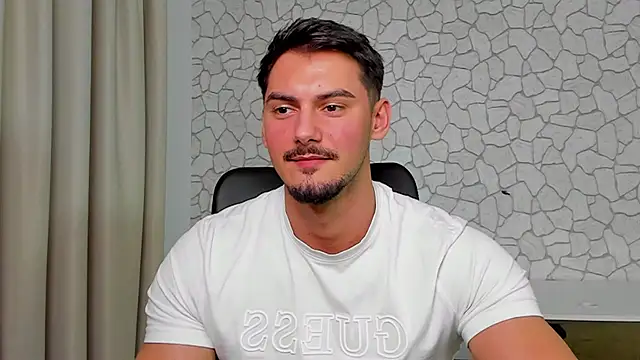 ClintMasters live sex cam