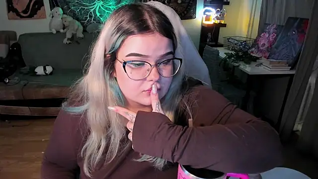 _CandyM1lky_'s cam snapshot