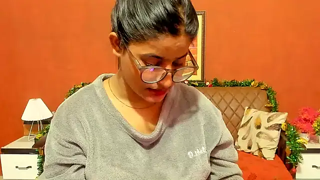 Jasmine_Jaey1's cam snapshot