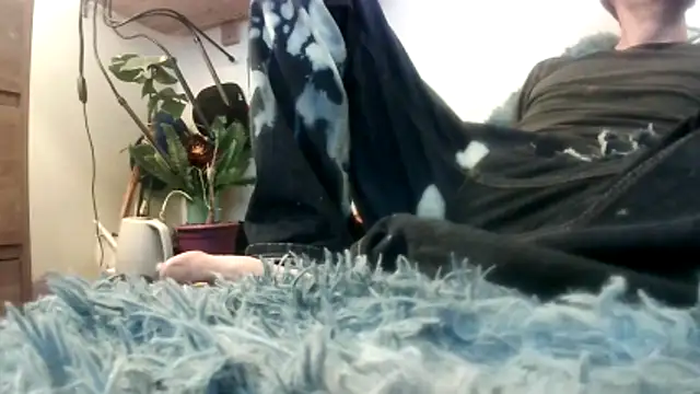 eldone82's cam snapshot