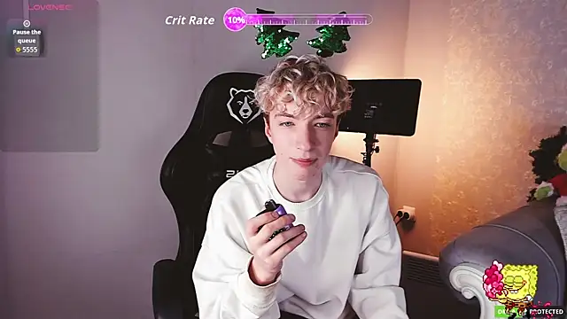 TrevorBenson's cam snapshot