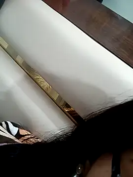 urvashi01224 live sex cam