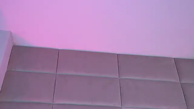 KatiaFinesse live sex cam