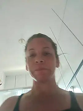 Lulusvel19090 live sex cam