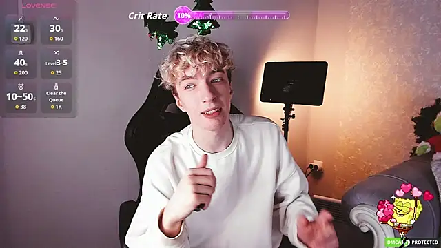 TrevorBenson live sex cam