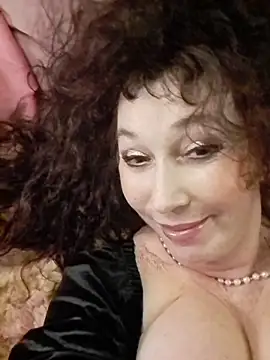 GypsyEsmeralda live sex cam