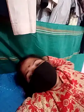 Hott_locky's cam snapshot