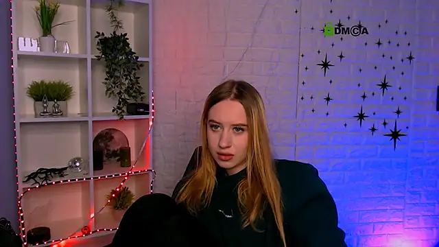 molly_lesser's cam snapshot