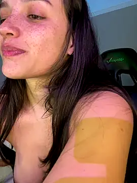 MisFrekcles_ live sex cam