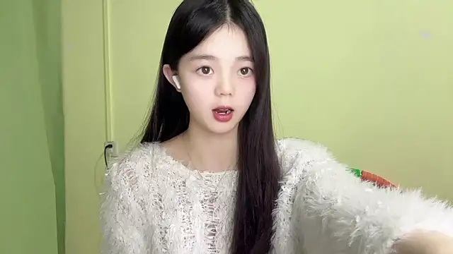 Nicole-13 live sex cam