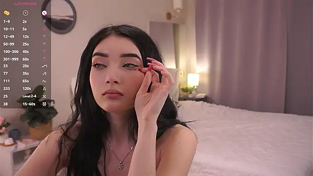 bombaleylo's cam snapshot