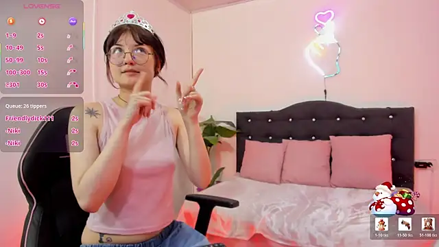 LEAH_TAY's cam snapshot