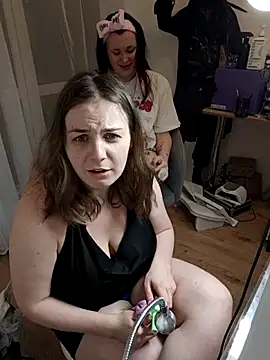 _wikki_'s cam snapshot