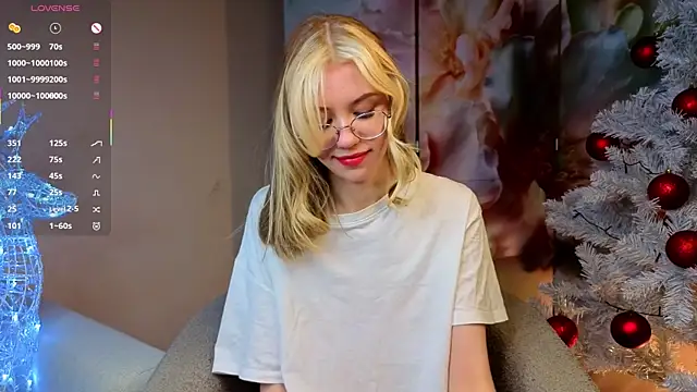 UdelaAllston's cam snapshot