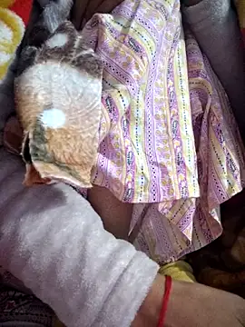 124pakhi's cam snapshot