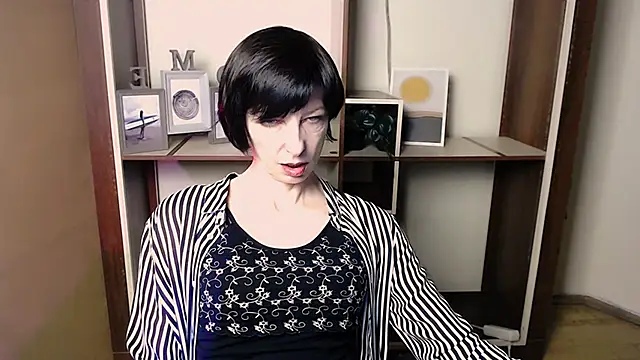 _AngeliaFlow_'s cam snapshot