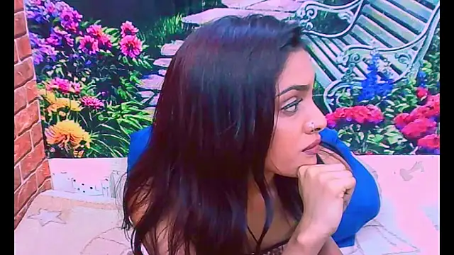 IndianPretty1's cam snapshot