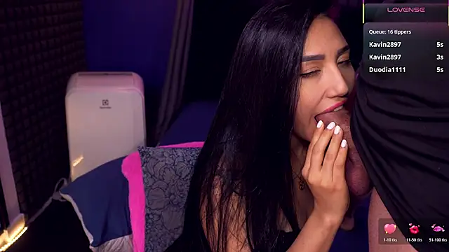 bull_vixen2001's cam snapshot