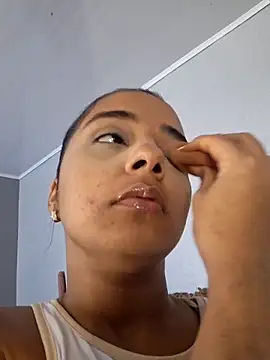 LeahSole live sex cam