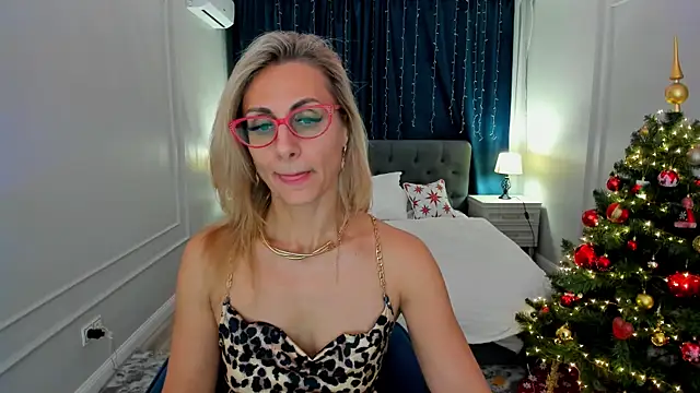 MuseOfStage live sex cam