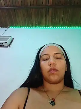 Freyja_sxpee live sex cam