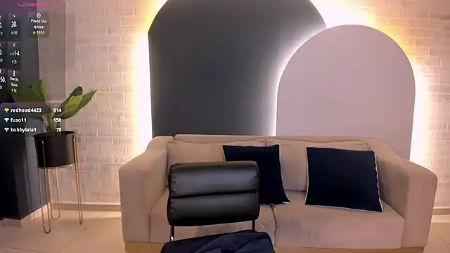 ValeriaRoldanX live sex cam