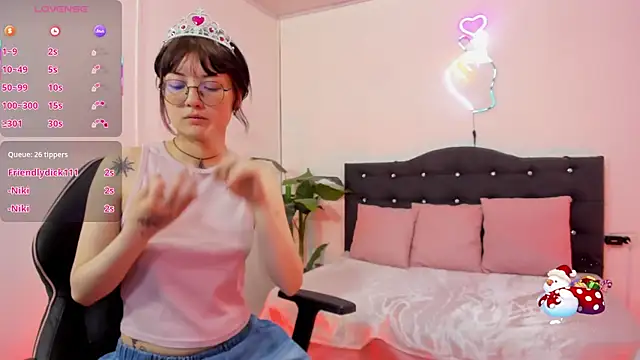 LEAH_TAY's cam snapshot